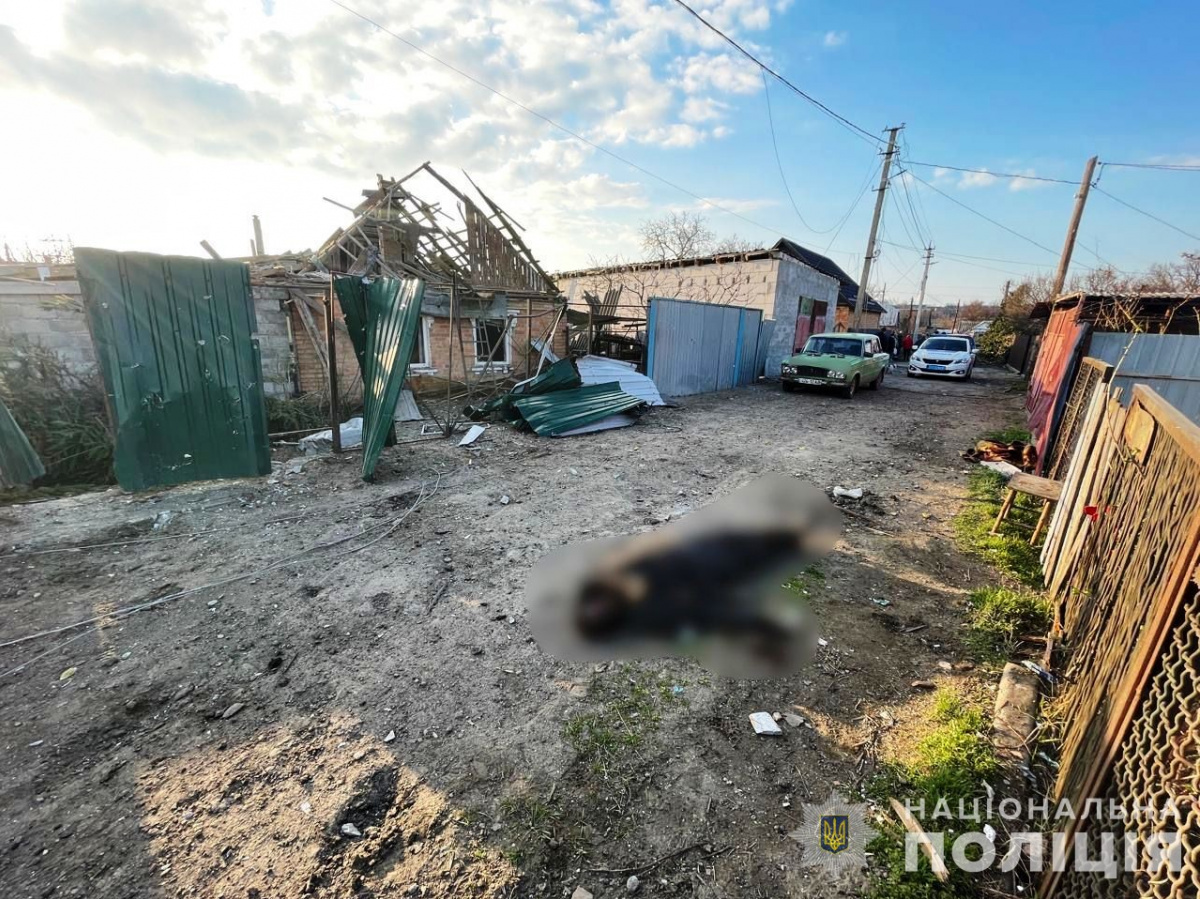 Россияне обстреляли Днепропетровщину. Фото: полиция 
